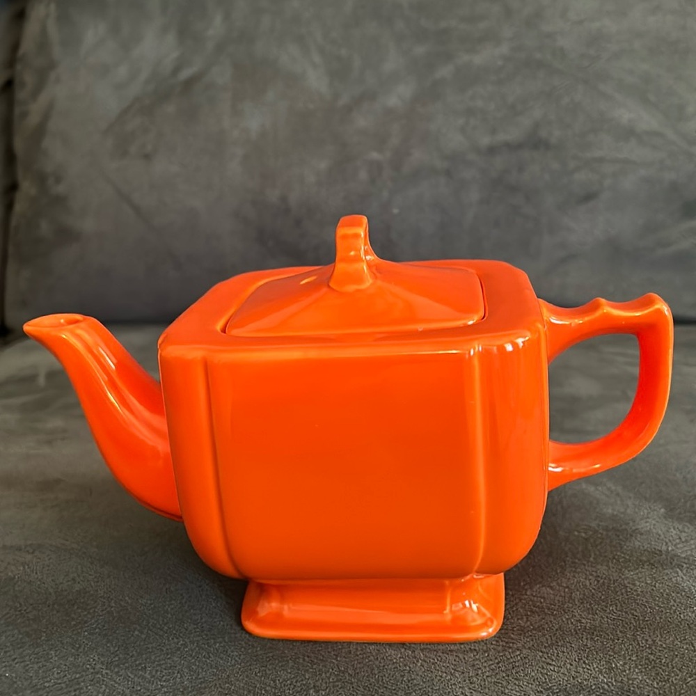 Red Homer Laughlin Riviera Tea pot with Lid